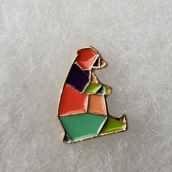 3/10$ NWOT artistic colorful origami bear pin - Picture 2 of 2